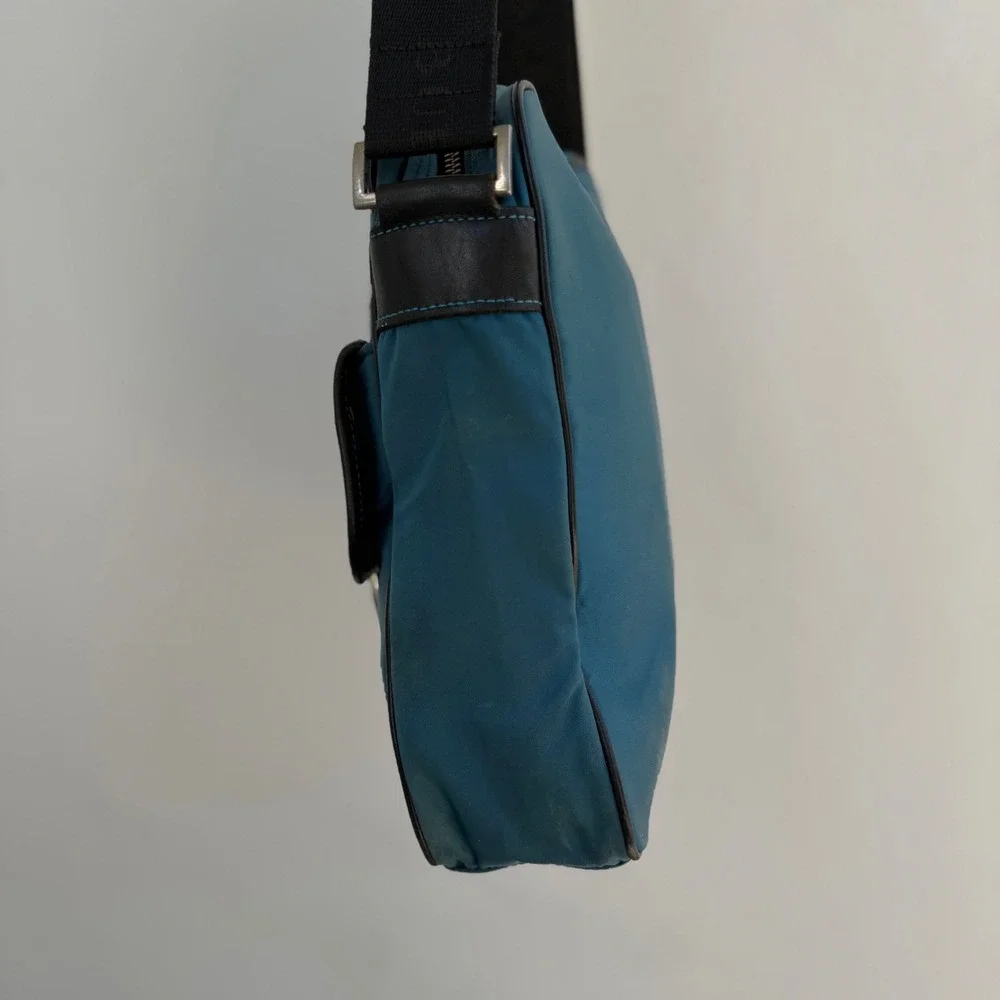 Rare Burberry Black Label Teal Nylon Leather Crossbody Messenger Bag Nova Check